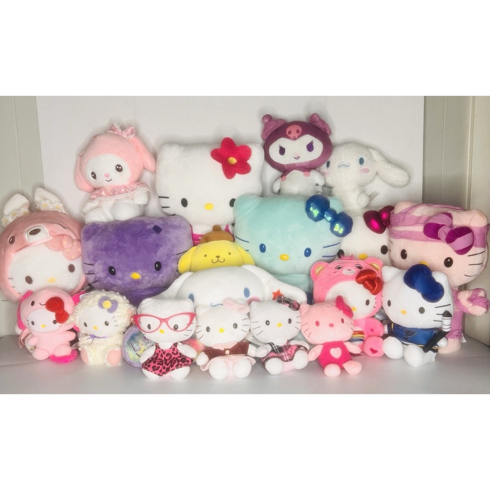 Sanrio Hello Kitty Friends Plush Lot of 19 ~ Cinnamon Roll, My Melody, Kuromi
